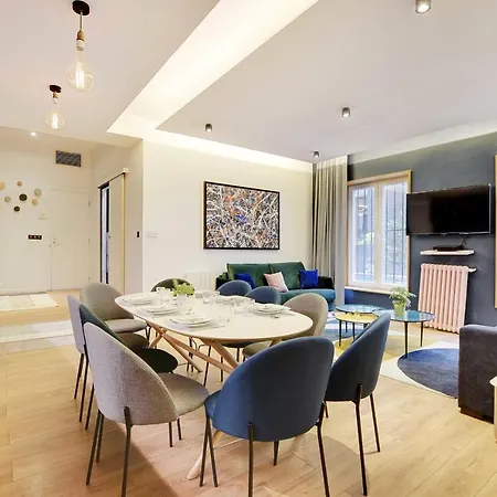 Spacious - 2b-10p - Ac - Marais شقة *