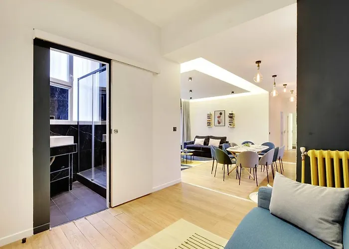 Spacious - 2b-10p - Ac - Marais Apartment