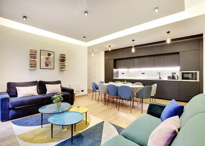 Spacious - 2b-10p - Ac - Marais Apartment