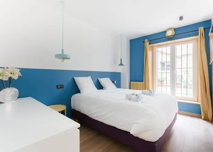 Apartment Spacious - 2b-10p - Ac - Marais *