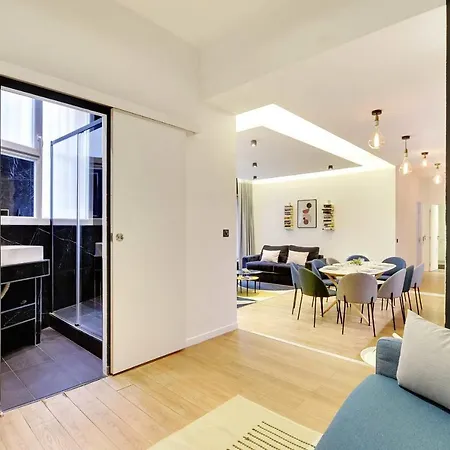 Spacious - 2b-10p - Ac - Marais Apartman